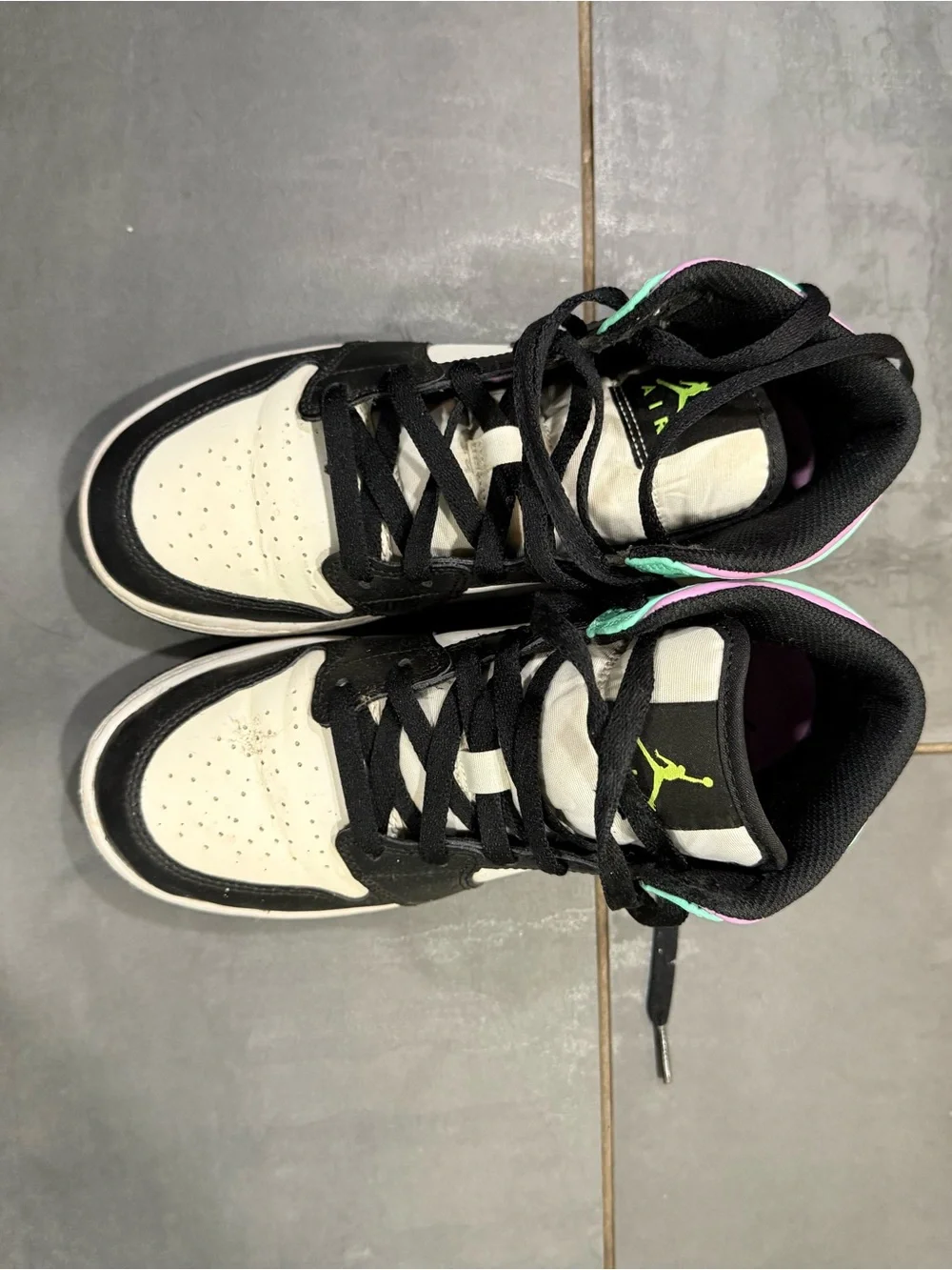 Jordan 1 MID Kids Black & Pastel Multicolor High-Top Sneakers boys 5y